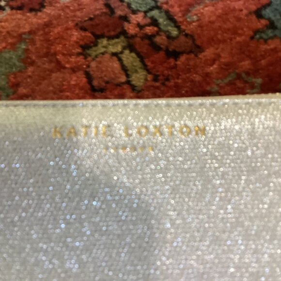 NWT Katie Loxton Metallic Silver Zip-Around Wallet With Gold Hardware - Picture 2 of 11